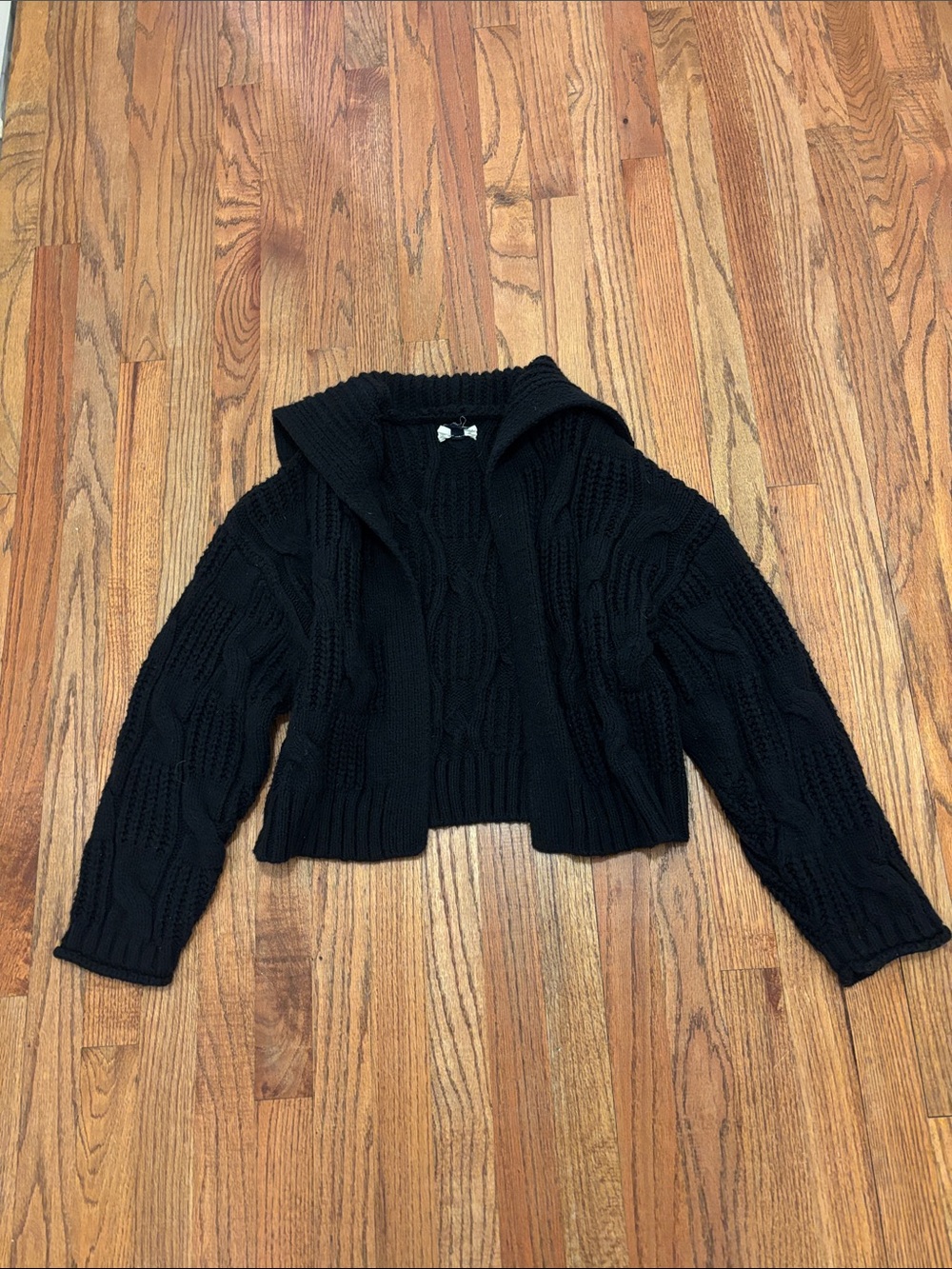 Universal Thread Black Cropped Cable-Knit Hooded Cardigan
